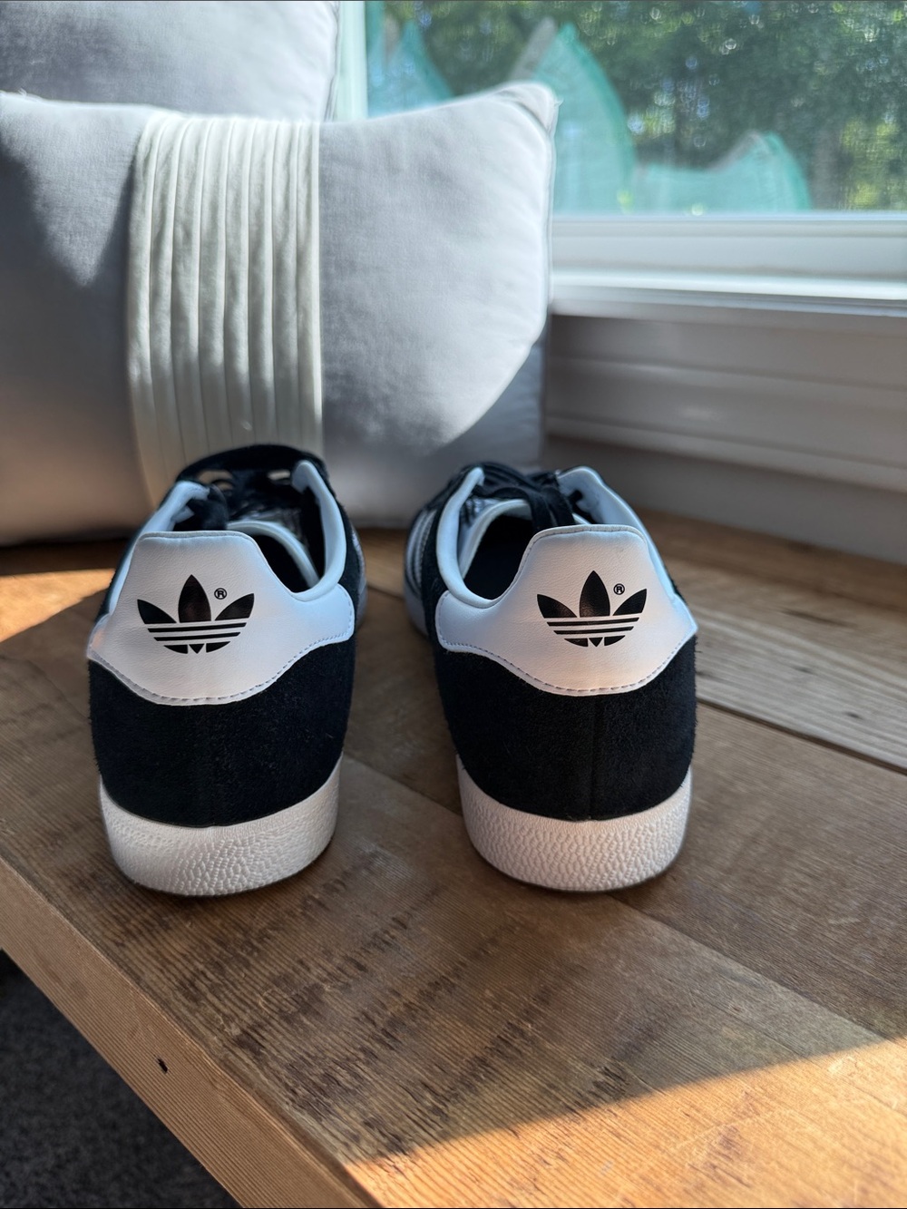 Adidas Gazelle Men’s Size 9/Women’s Size 10.5 LIKE NEW - Picture 3 of 7